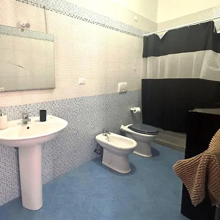 The House Park Apartment *